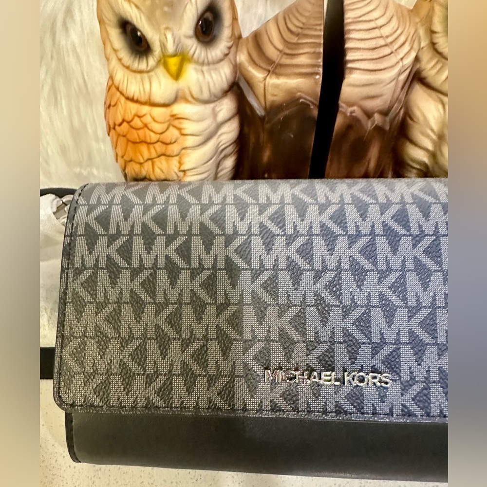 MK Jet Set crossbody NWT!!  black & Gray (retails $229) - Picture 8 of 11